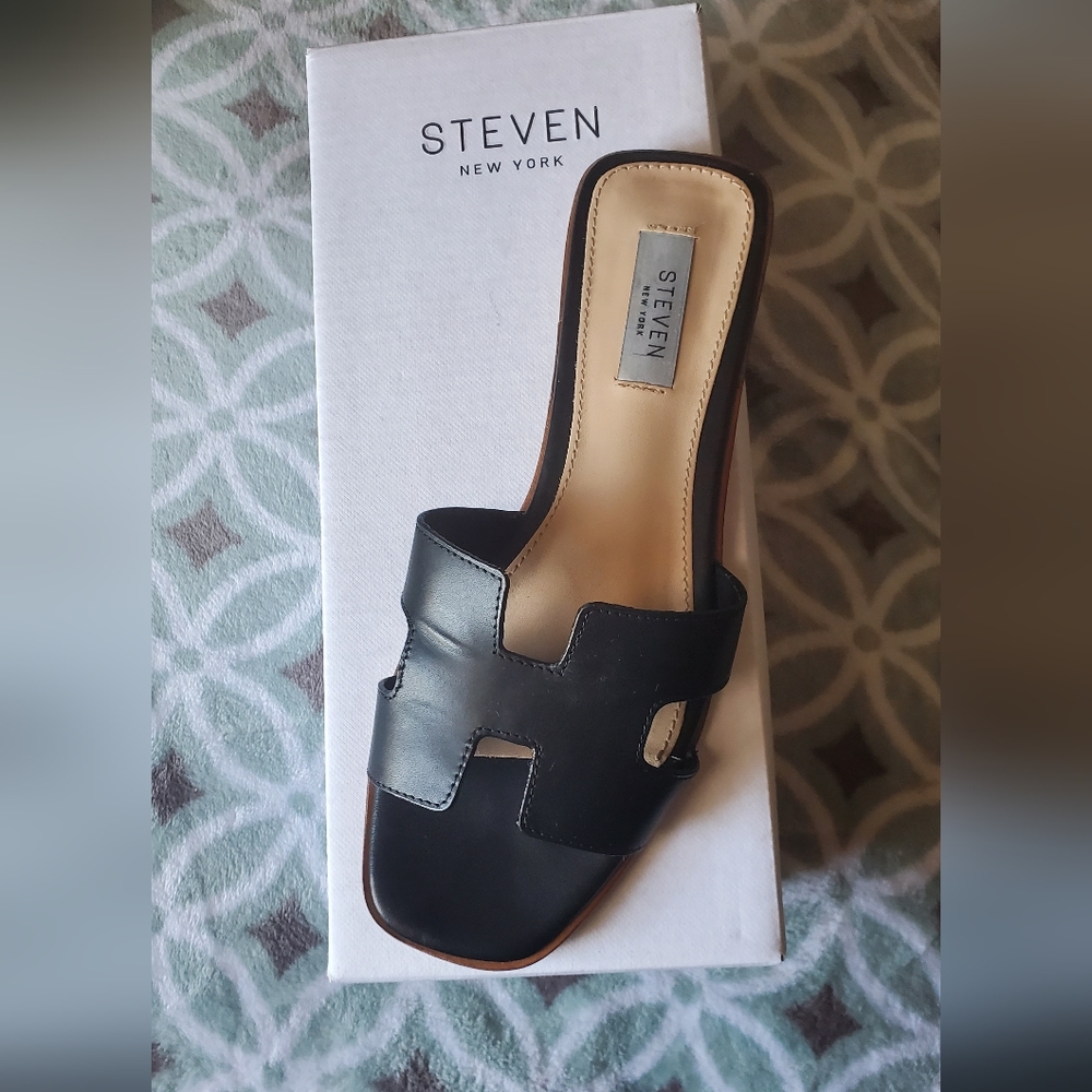 Flat Sandals